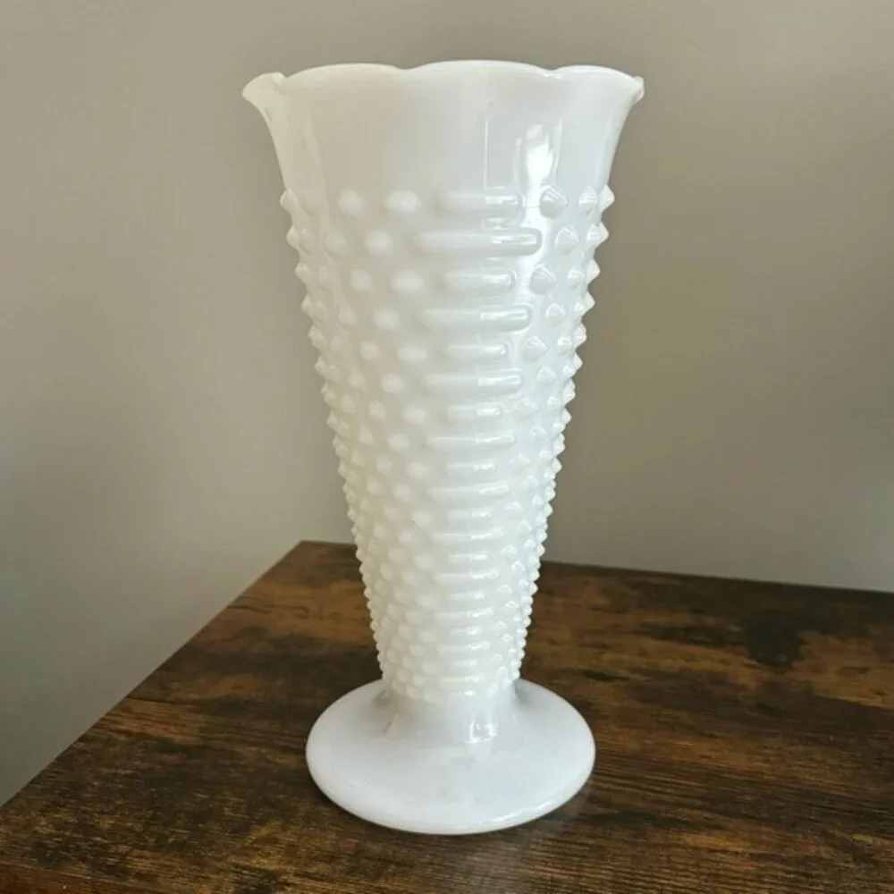 •SOLD•|Anchor Hocking| Vintage Large 13” White Milk Glass Hobnail Vase - Picture 1 of 6
